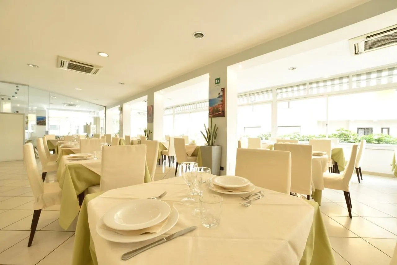 Hotel Ristorante La Marina Mhotelsgroup San Bartolomeo Al Mare