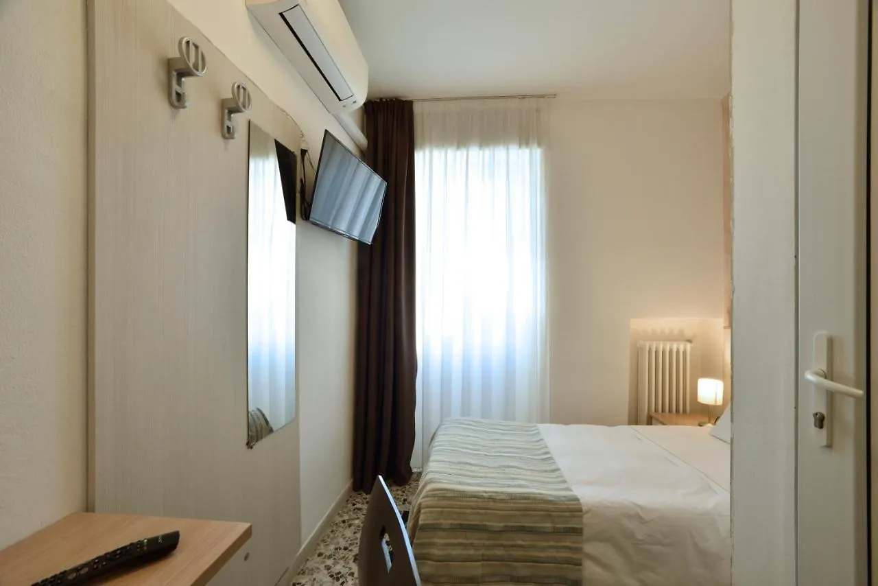 Hotel Ristorante La Marina Mhotelsgroup San Bartolomeo Al Mare