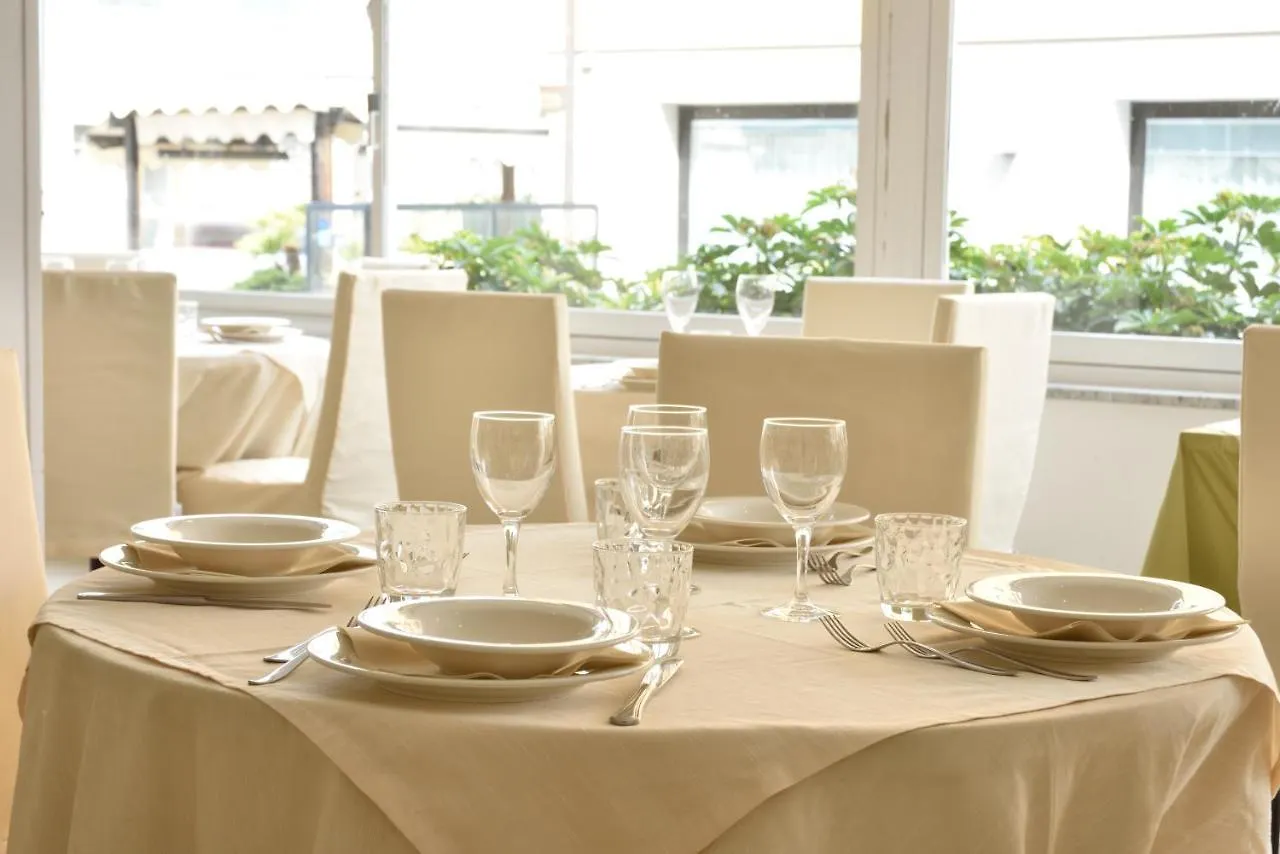 Hotel Ristorante La Marina Mhotelsgroup San Bartolomeo Al Mare